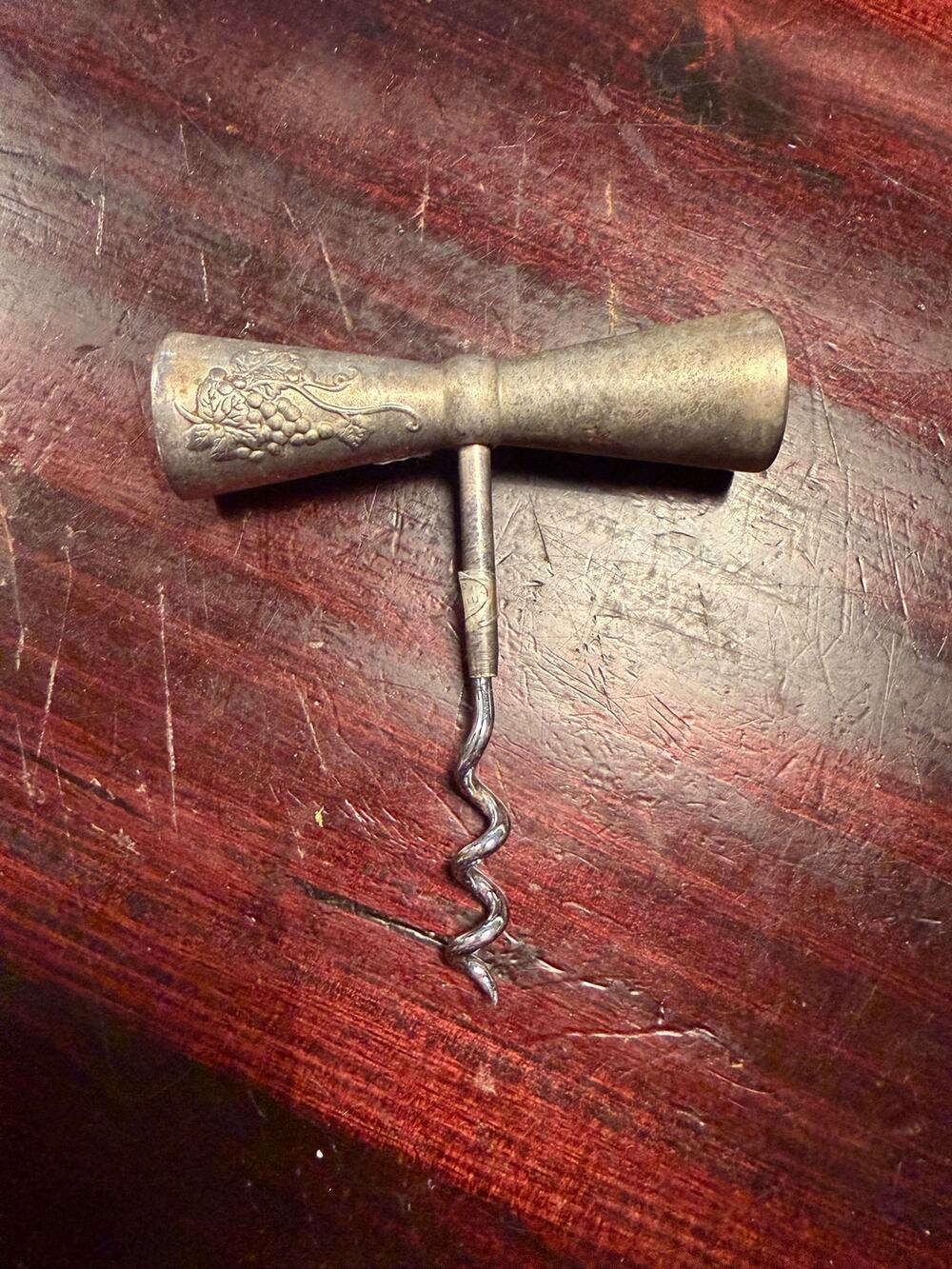 Vintage Grapevine Grape Cluster T-Bar Corkscrew Wine Opener -Metal Barware-4.5"⁠